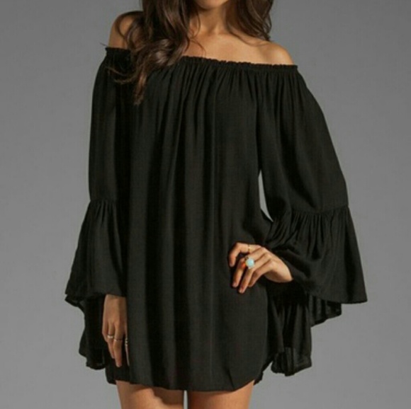 Dresses & Skirts - Beautiful boho flare bell sleeve dress